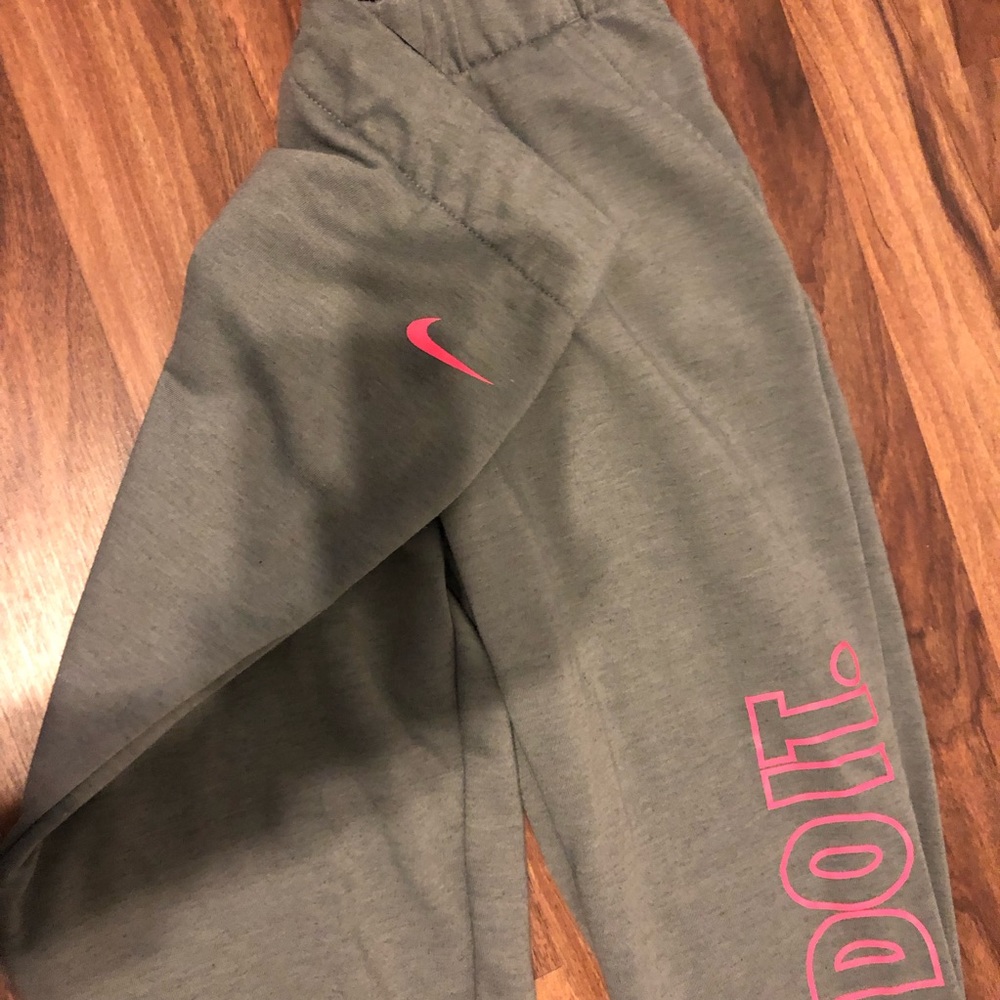 Women’s nike joggers